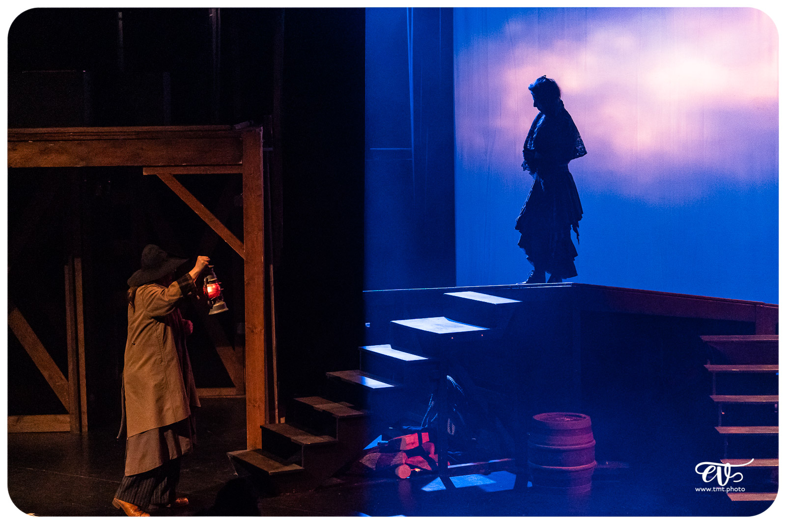 OLIVER TWIST (CIE LA MESNIE H.)